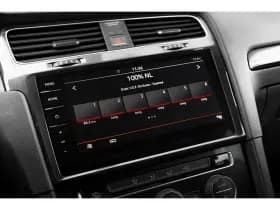 Volkswagen Golf thumbnail 23