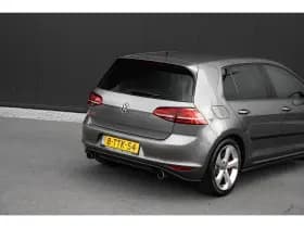 Volkswagen Golf thumbnail 10