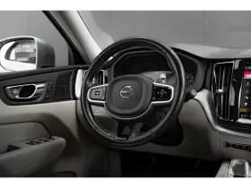Volvo XC60 thumbnail 12