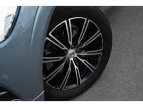 Volvo XC60 thumbnail 5