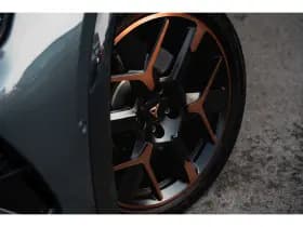 CUPRA Formentor thumbnail 4