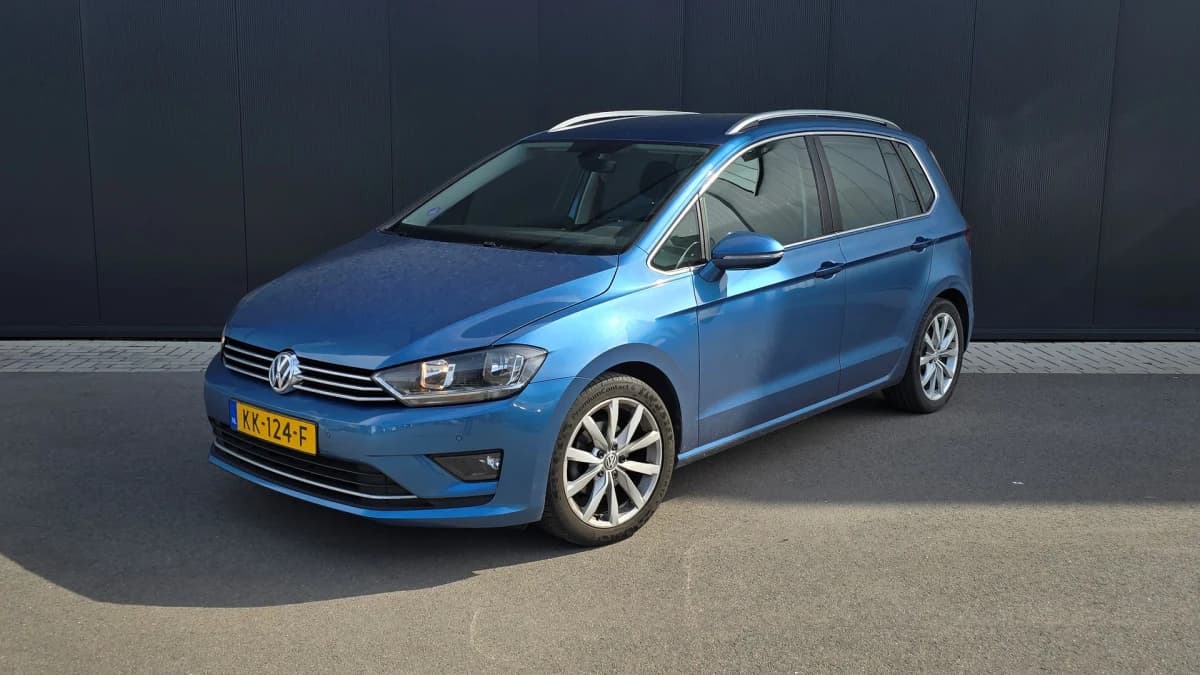 Volkswagen Golf — foto 1