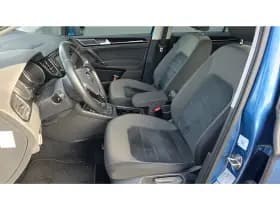 Volkswagen Golf thumbnail 3