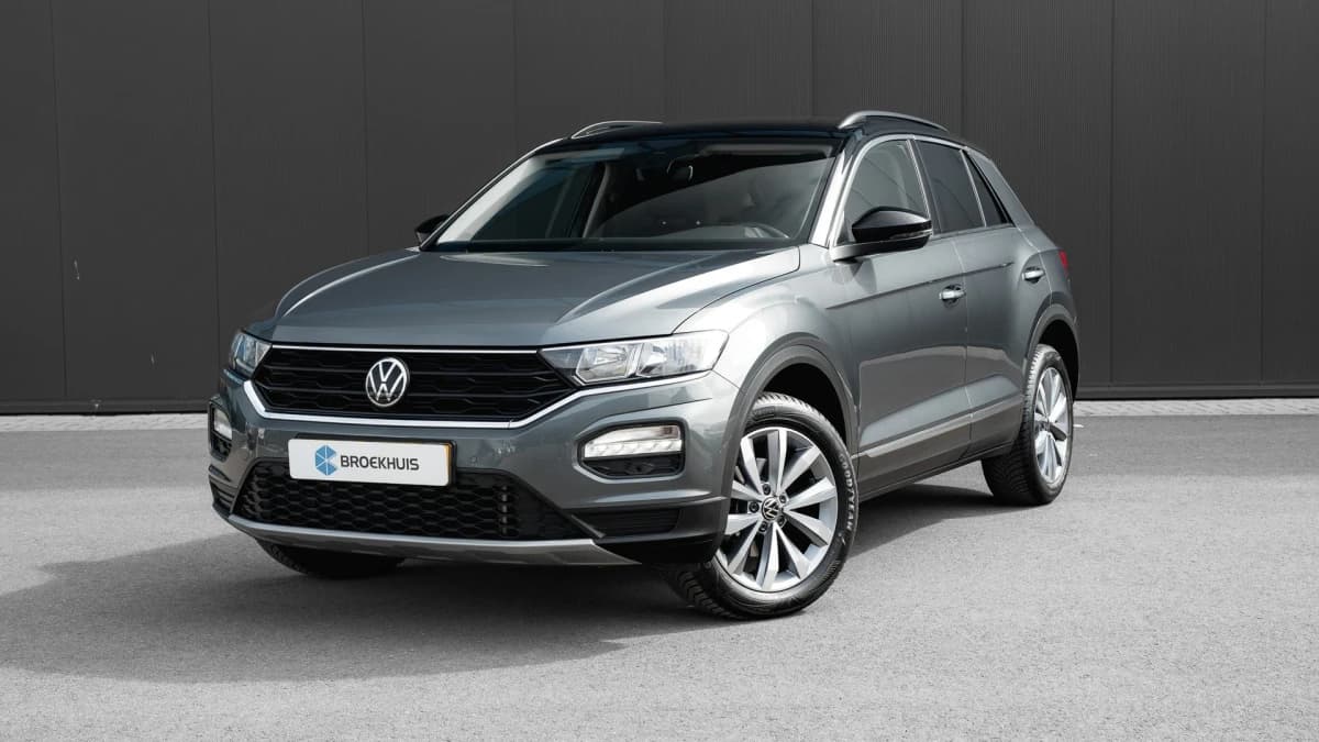 Volkswagen T-Roc — foto 1