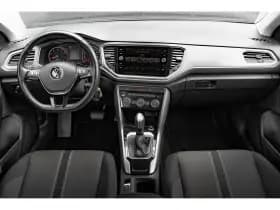 Volkswagen T-Roc thumbnail 11