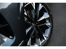 CUPRA Formentor thumbnail 5