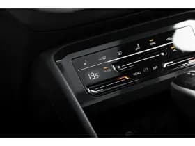 Volkswagen Tiguan thumbnail 18