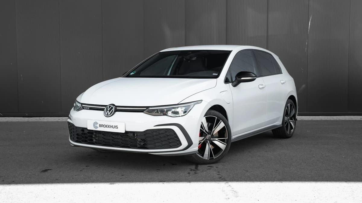 Volkswagen Golf — foto 1