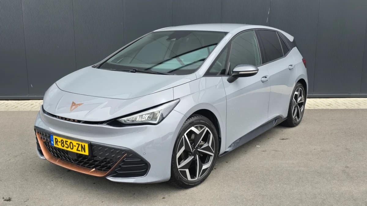 CUPRA Born — foto 1