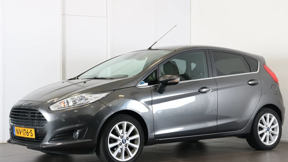 Ford Fiesta — foto 1