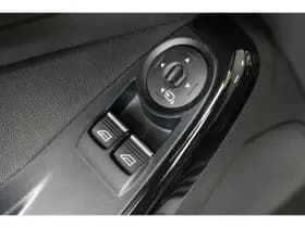 Ford Fiesta thumbnail 18