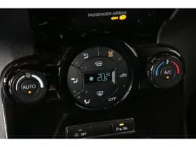 Ford Fiesta thumbnail 35