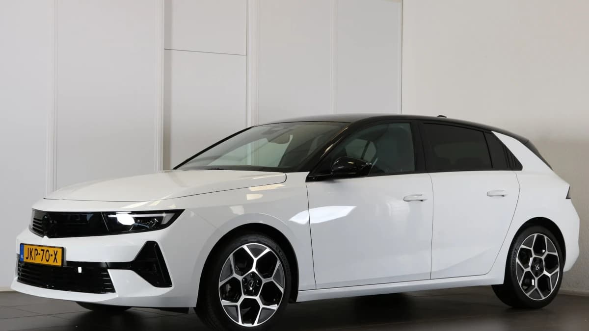 Opel Astra — foto 1
