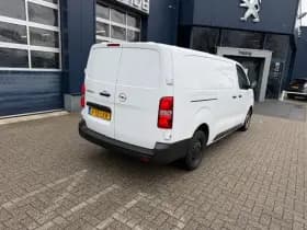 Opel Vivaro thumbnail 3
