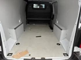 Opel Vivaro thumbnail 9