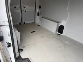 Opel Vivaro thumbnail 10