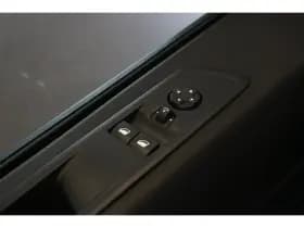 Opel Vivaro thumbnail 17