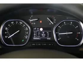 Opel Vivaro thumbnail 23