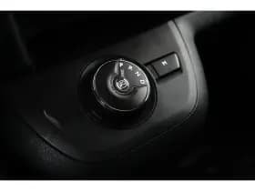 Opel Vivaro thumbnail 21