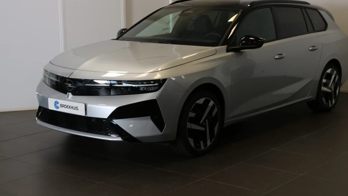 Opel Astra — foto 1