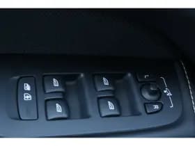 Volvo XC60 thumbnail 32