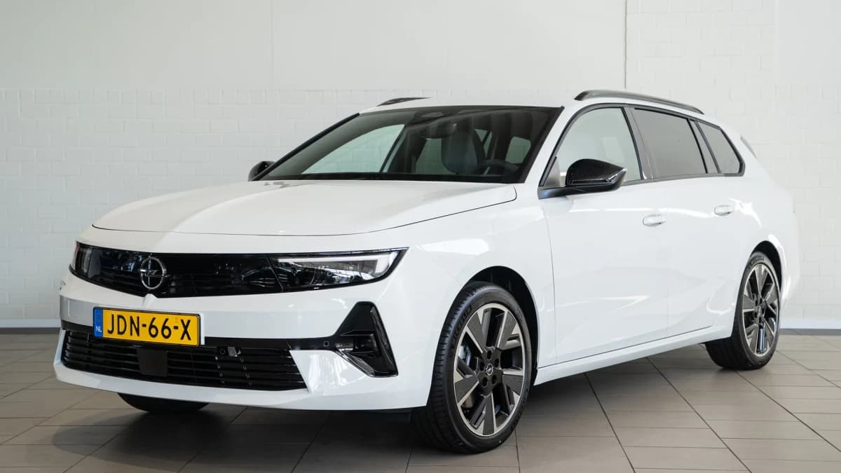 Opel Astra — foto 1