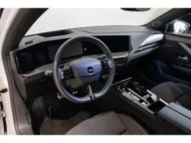 Opel Astra Sports Tourer thumbnail 14