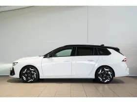 Opel Astra Sports Tourer thumbnail 5