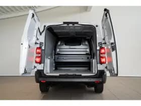 Opel Vivaro thumbnail 9