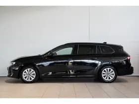 Opel Astra Sports Tourer thumbnail 5