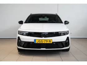 Opel Astra Sports Tourer thumbnail 2
