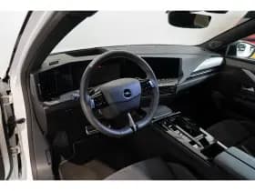 Opel Astra Sports Tourer thumbnail 14