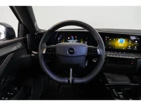 Opel Astra Sports Tourer thumbnail 42
