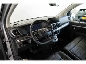 Opel Vivaro thumbnail 12