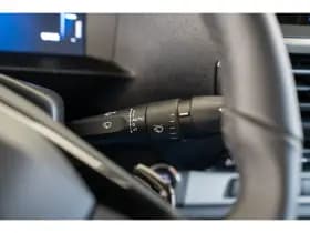 Opel Vivaro thumbnail 21