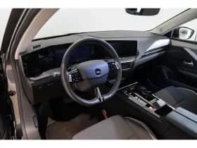 Opel Astra Sports Tourer thumbnail 12
