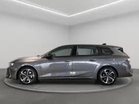 Opel Astra Sports Tourer thumbnail 3