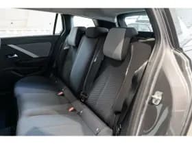 Opel Astra Sports Tourer thumbnail 10