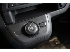 Opel Vivaro thumbnail 23