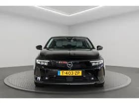 Opel Astra Sports Tourer thumbnail 2