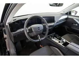 Opel Astra Sports Tourer thumbnail 12