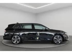 Opel Astra Sports Tourer thumbnail 5