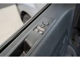 Opel Vivaro thumbnail 15