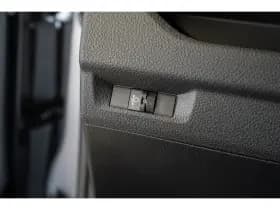 Opel Vivaro thumbnail 16