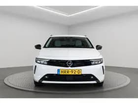 Opel Astra Sports Tourer thumbnail 2