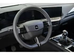 Opel Astra Sports Tourer thumbnail 14