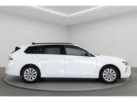 Opel Astra Sports Tourer thumbnail 5