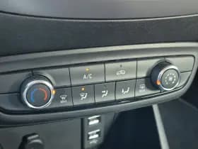 Opel Crossland X thumbnail 16