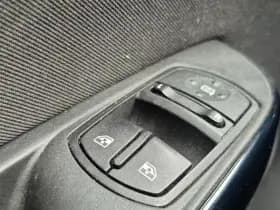 Opel Corsa thumbnail 23