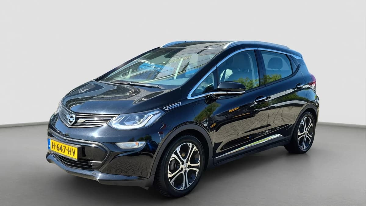 Opel Ampera-e — foto 1